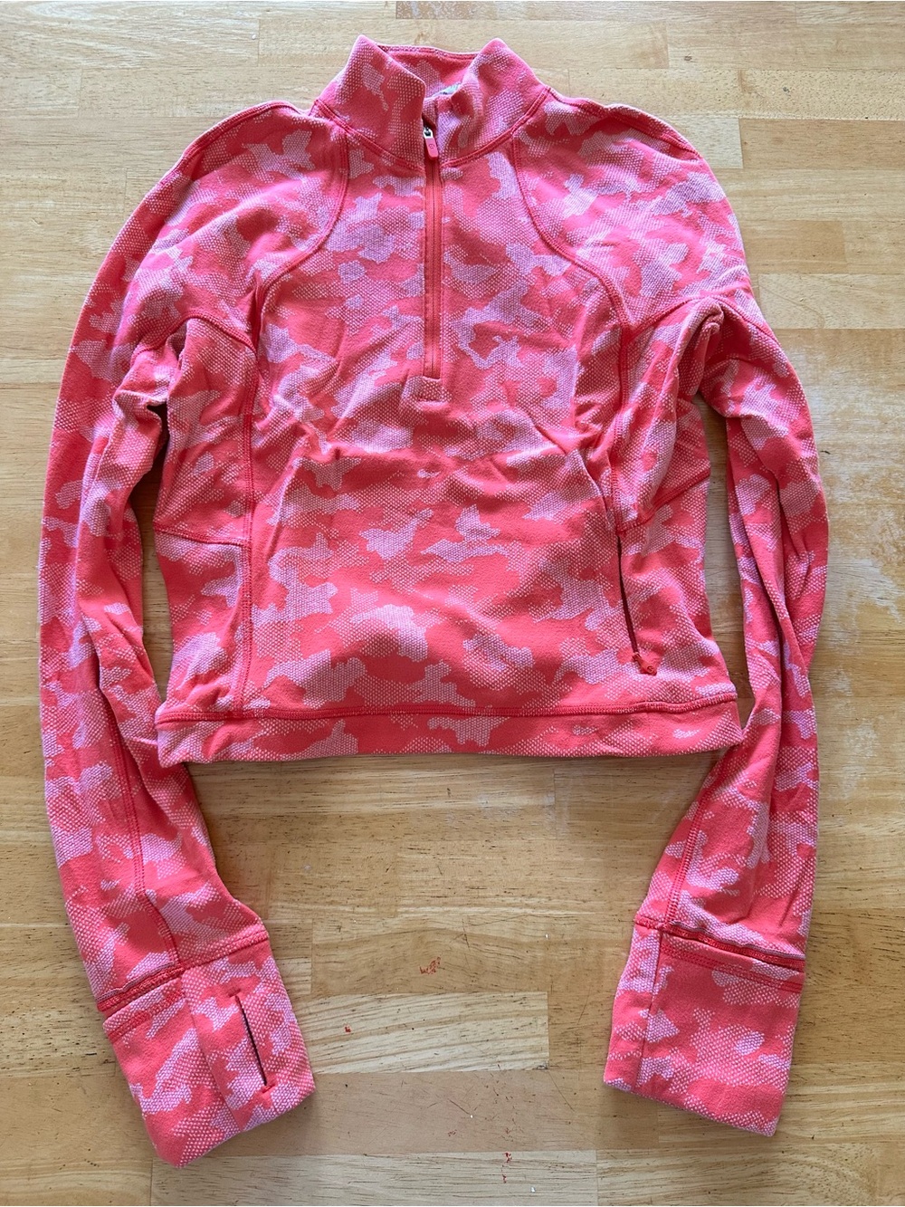 Lululemon crop long sleeve pullover size 6